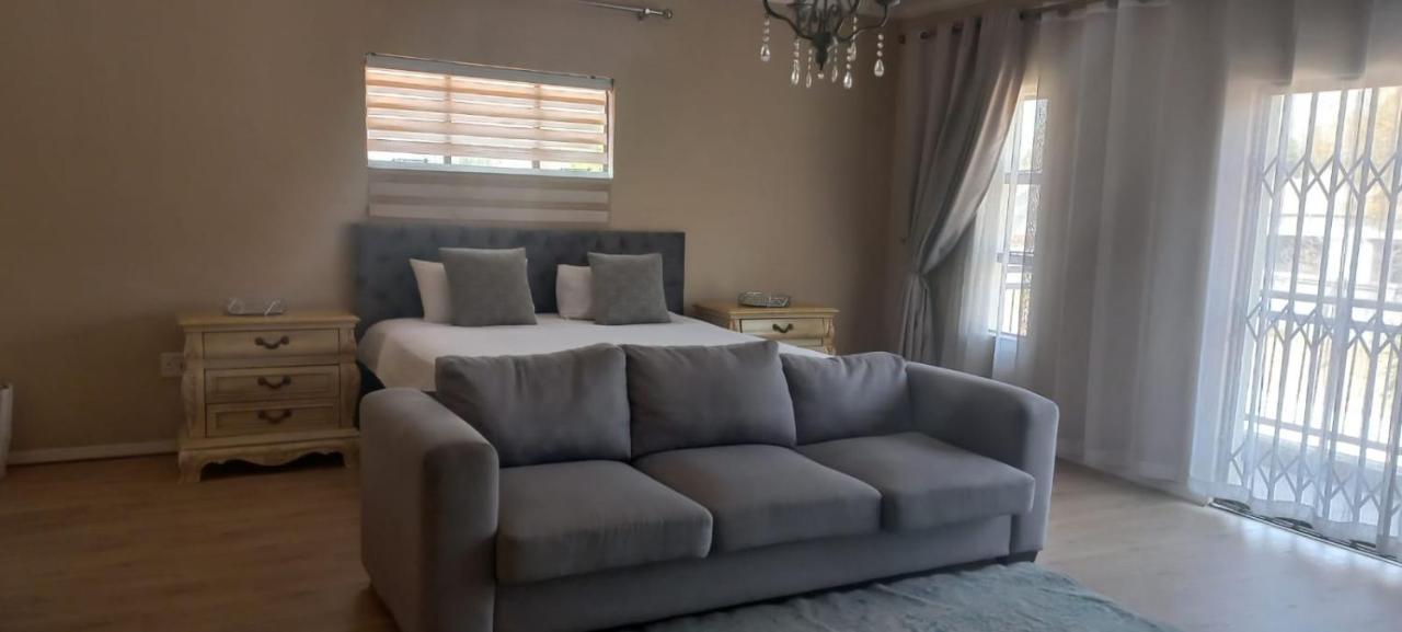 Entire 4 Bedroom House In Midrand, Johannesburg Randjesfontein Exteriér fotografie