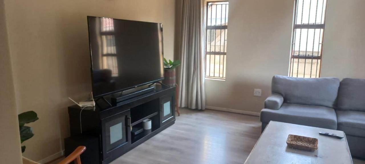 Entire 4 Bedroom House In Midrand, Johannesburg Randjesfontein Exteriér fotografie